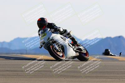 media/Jan-08-2022-SoCal Trackdays (Sat) [[1ec2777125]]/Turn 9 (125pm)/